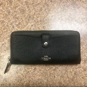 NEW! Black COACH WALLET / Phone Holder